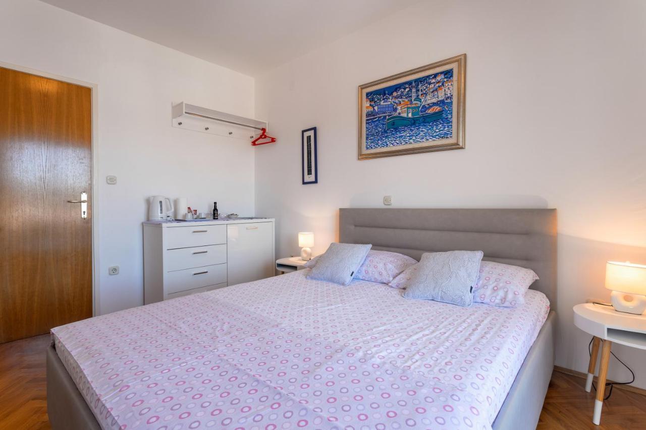 Apartments Jakic 1 Hvar Town Exterior foto